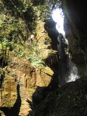 Cachoeira-do-Marimbondo-02.jpg