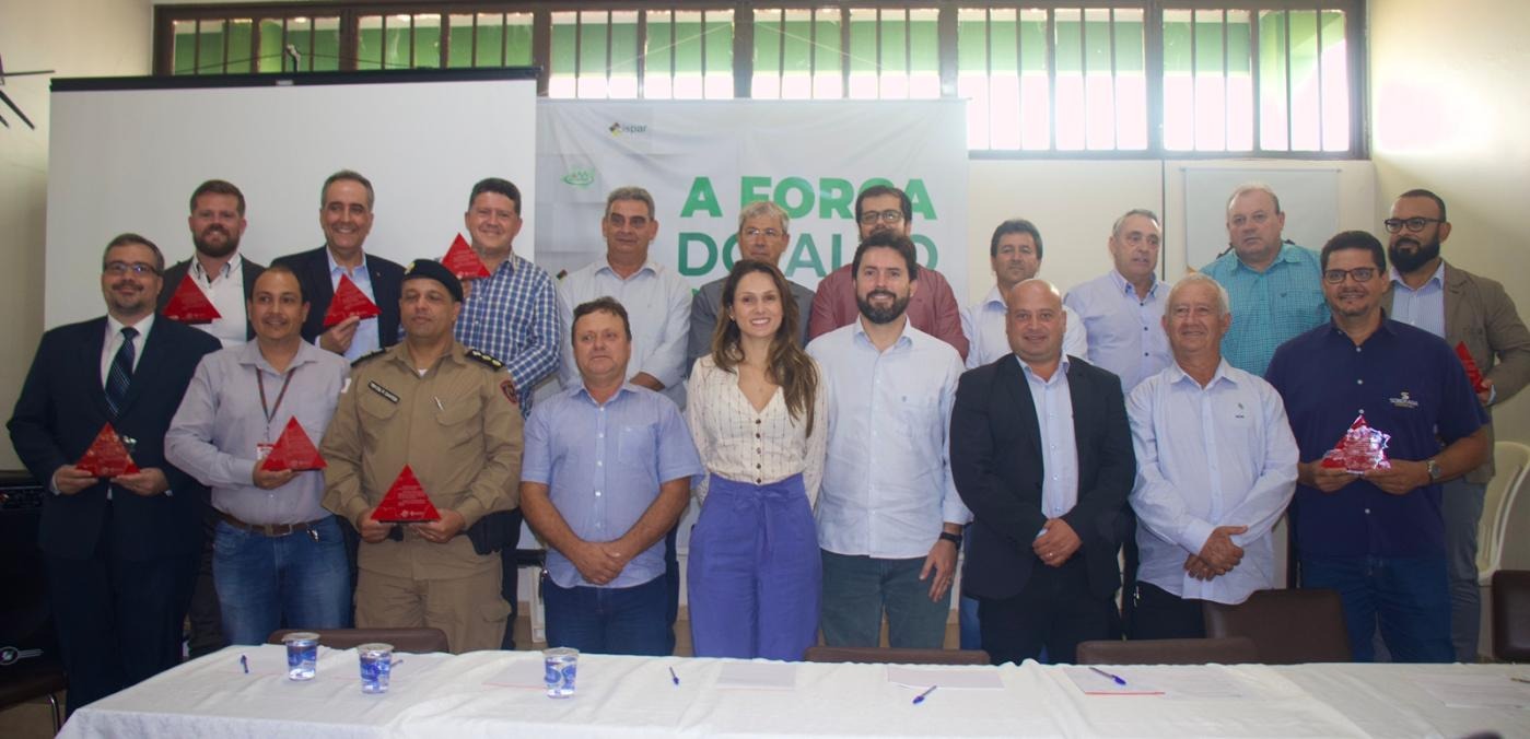 Amapar e Cispar empossam novas diretorias para o ano de 2023