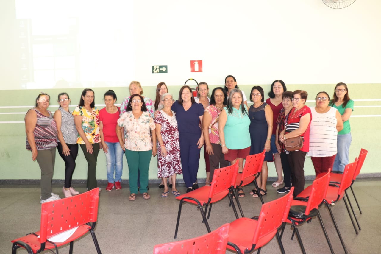 Roda de Conversa com o tema Violência Contra a Mulher
